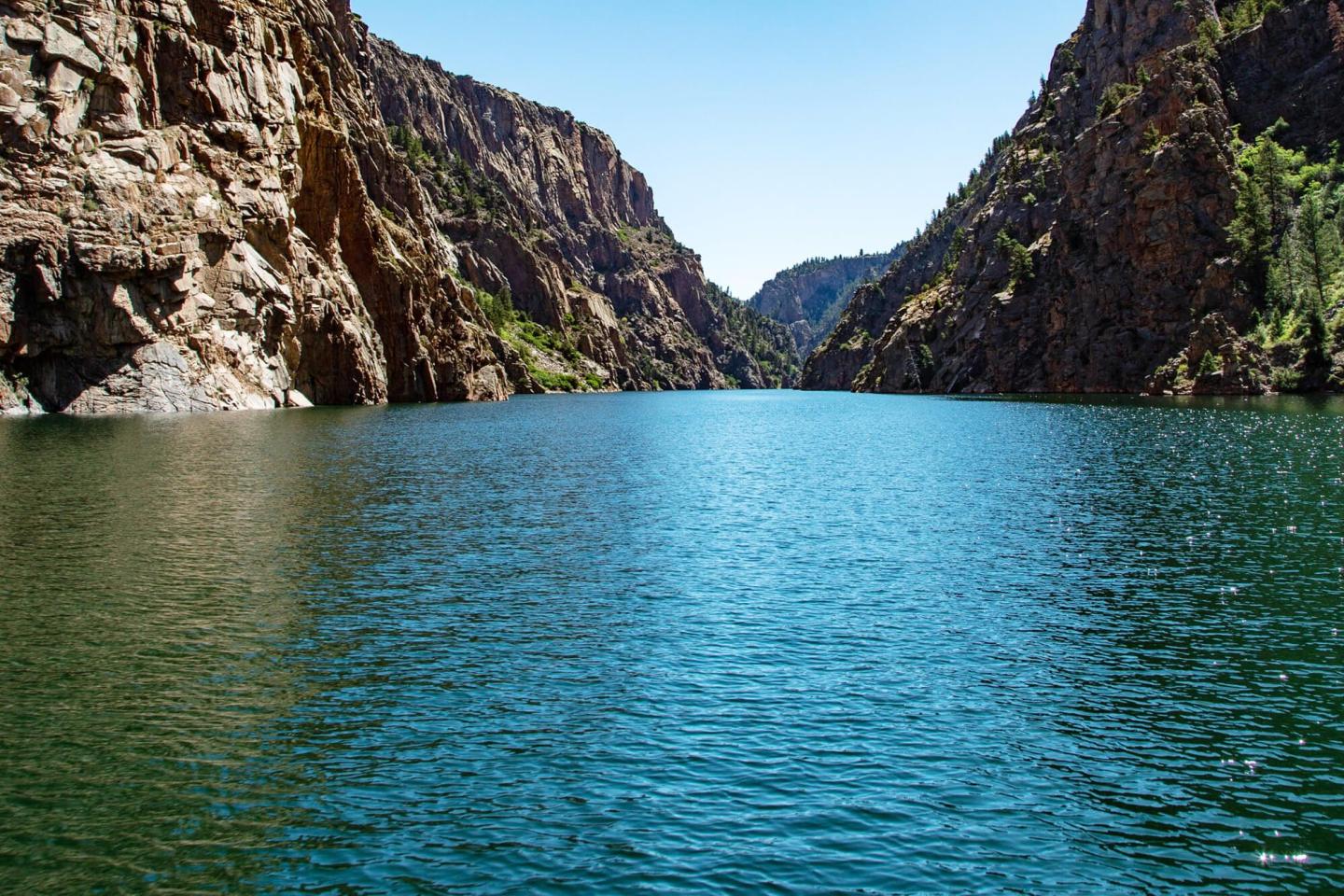 Outstanding Waters Designation: Data Collection & Analysis of Water Quality Parameters Curecanti National Recreation Area