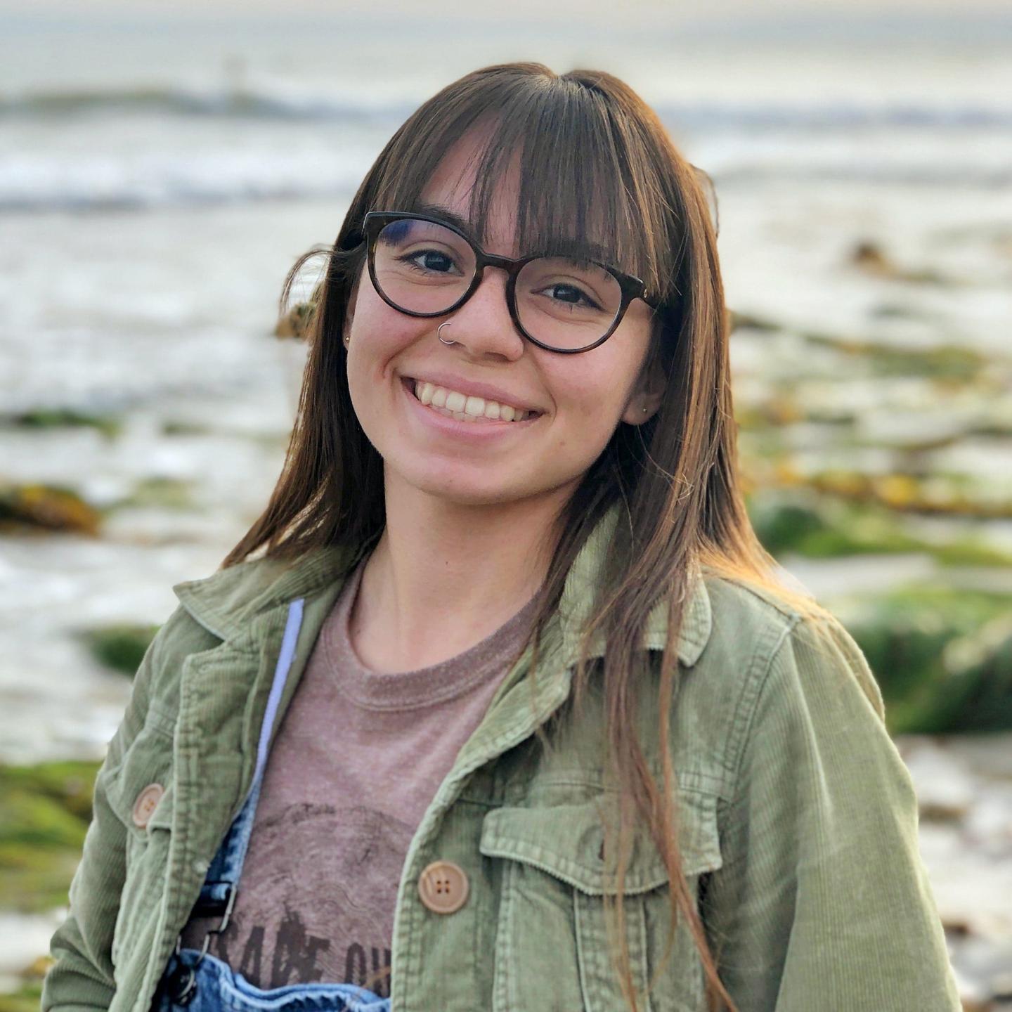 Anna Flores